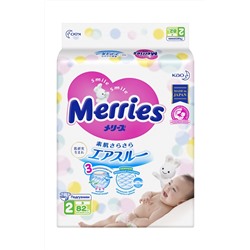 Подгузники для детей MERRIES размер S 4-8 кг 82 шт