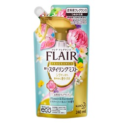 Кондиционер-спрей  для одежды с дезодорирующим эффектом КAO "Flair Fragrance" цветочный гармония мягкая упаковка 240мл
